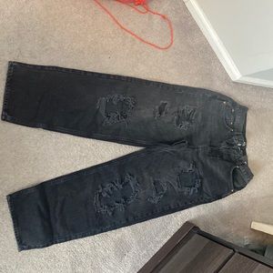 Selling never worn High Rise Baggy style jeans from Urban Outfitters size 30
